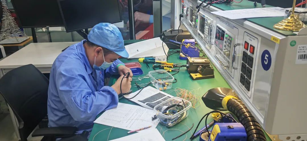 大華公司劉海清、任見政喜獲兩項“北京市工業(yè)和信息化職業(yè)技能競賽”榮譽稱號